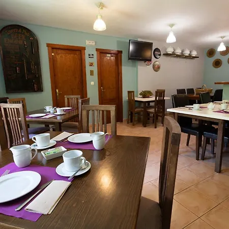 3 Valles Hotell 3*