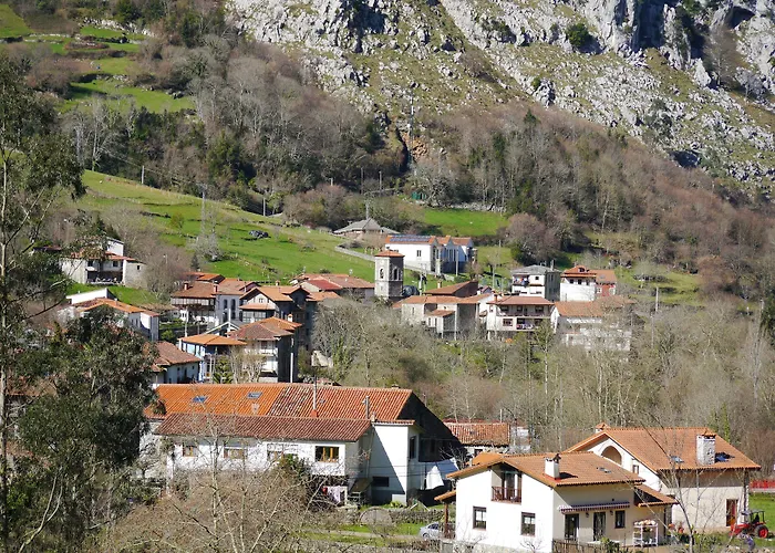 3 Valles 3* Льерганес