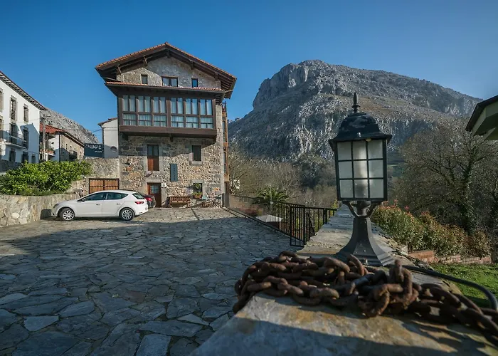 3 Valles Льерганес