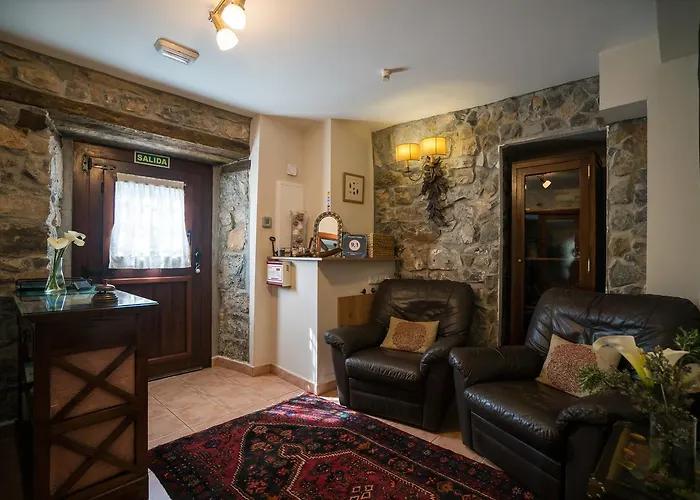 3 Valles Hotel Lierganes